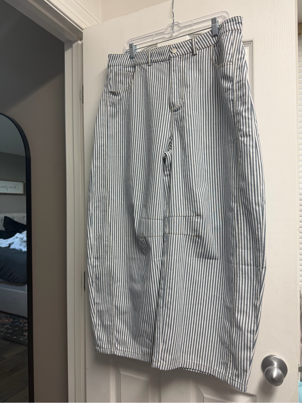 NWT Women’s Blue and White Stripe Barrel Pants